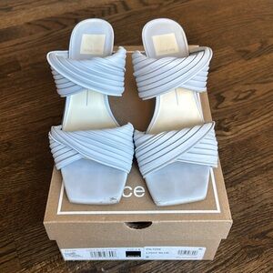 Dolce Vita pilton light blue stella sandals, size 8